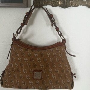 Dooney & Bourke logo Prairie Winds Anniversary bag